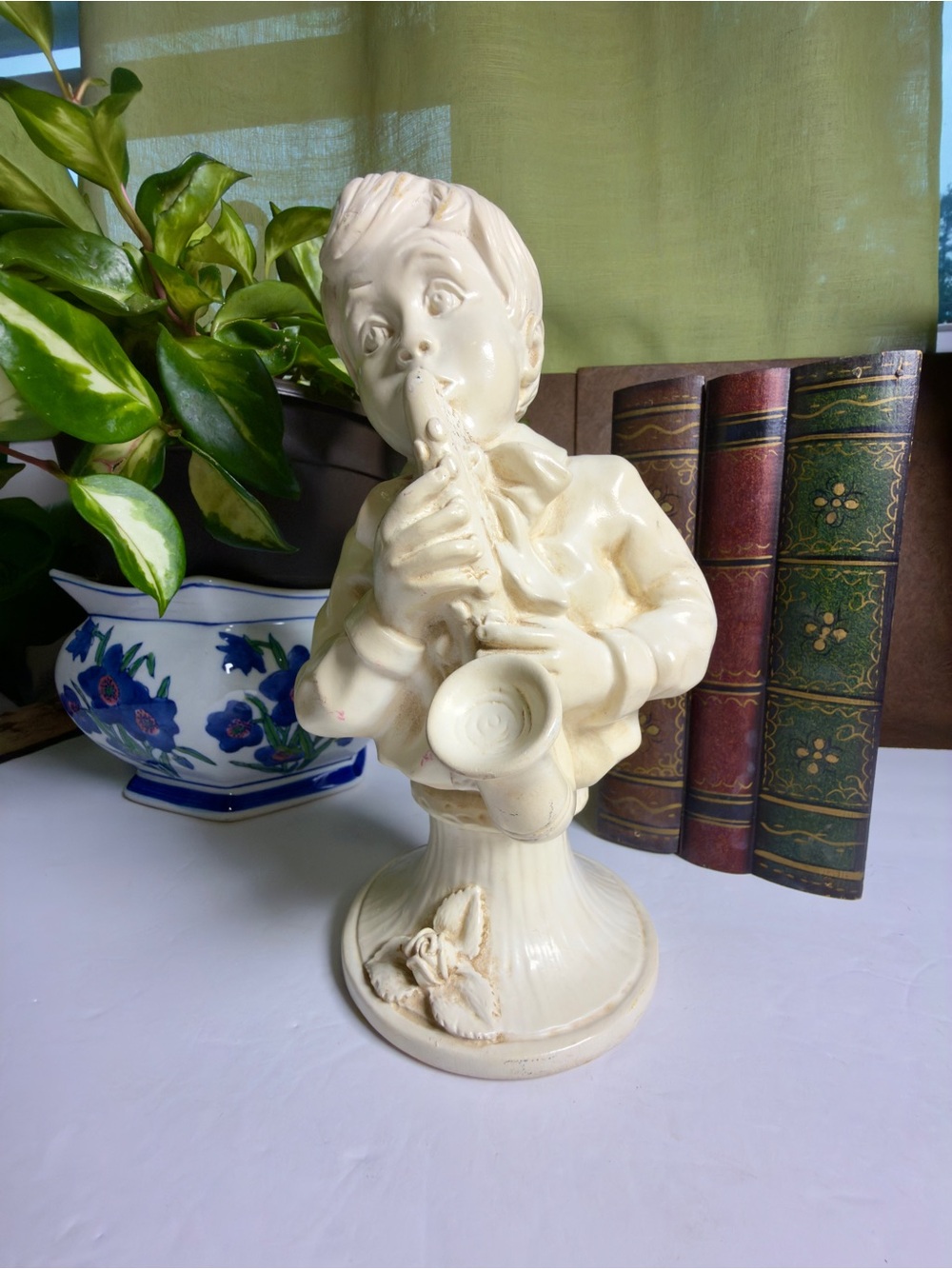 Vtg 1971 Universal Statuary Corp Boy Saxophone Chalkware Bust Statue 136B